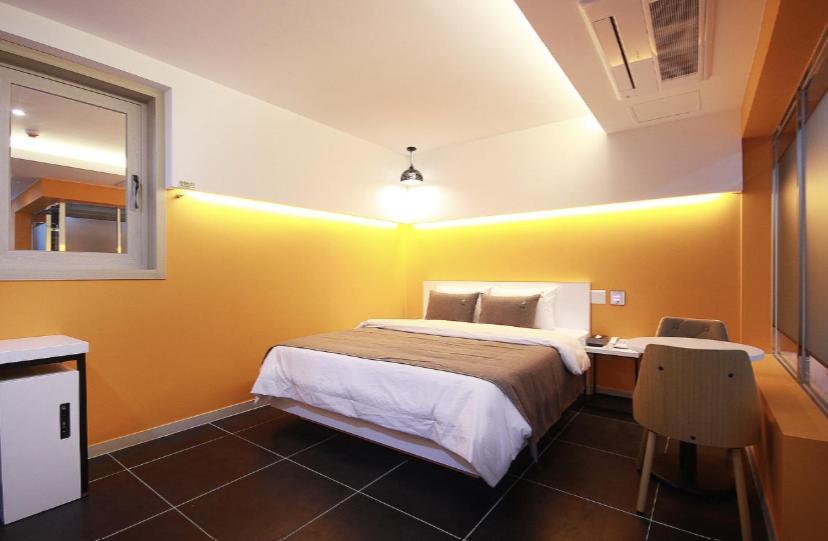 Jade Hotel Ульсан Экстерьер фото