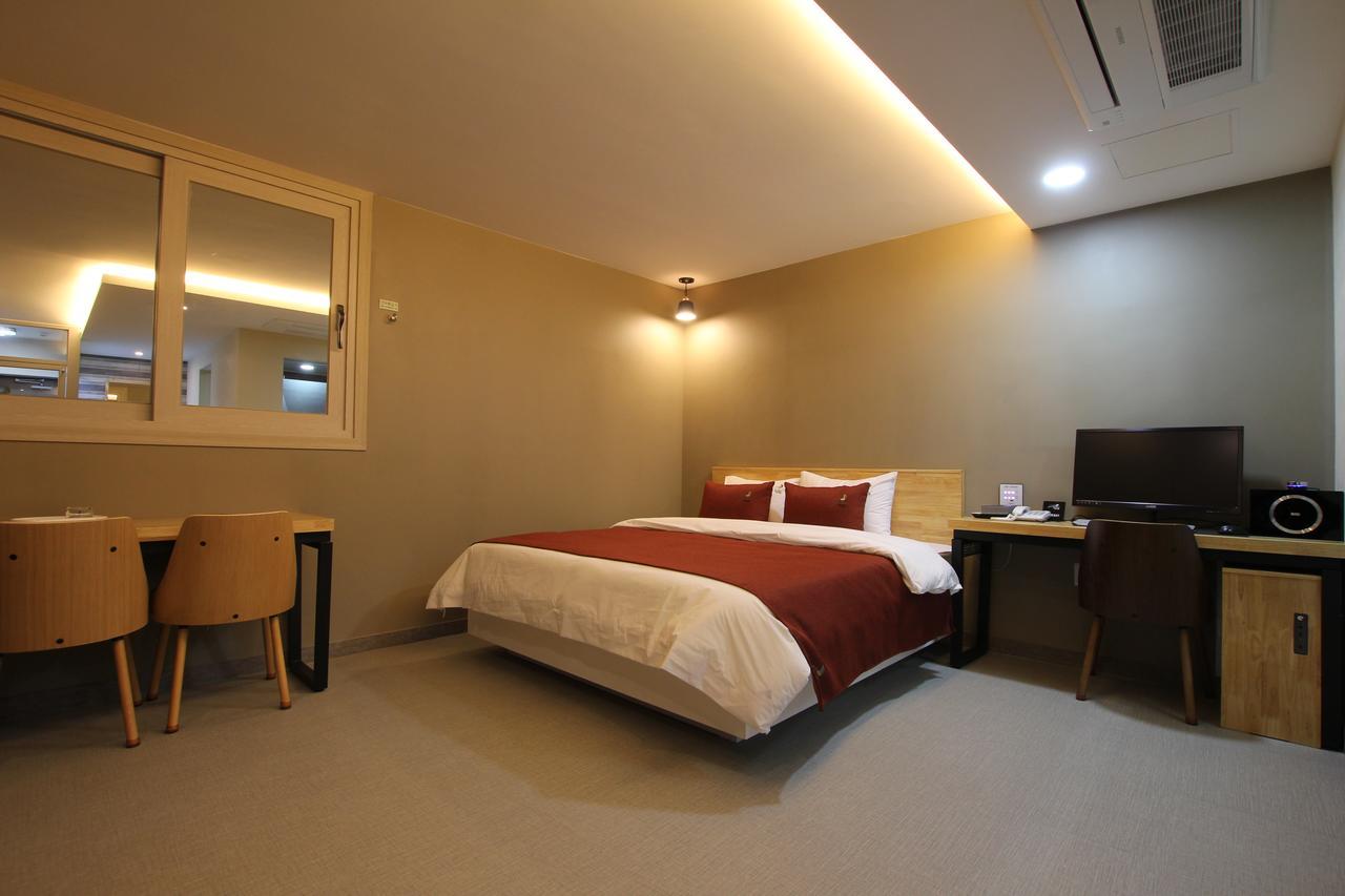 Jade Hotel Ульсан Экстерьер фото