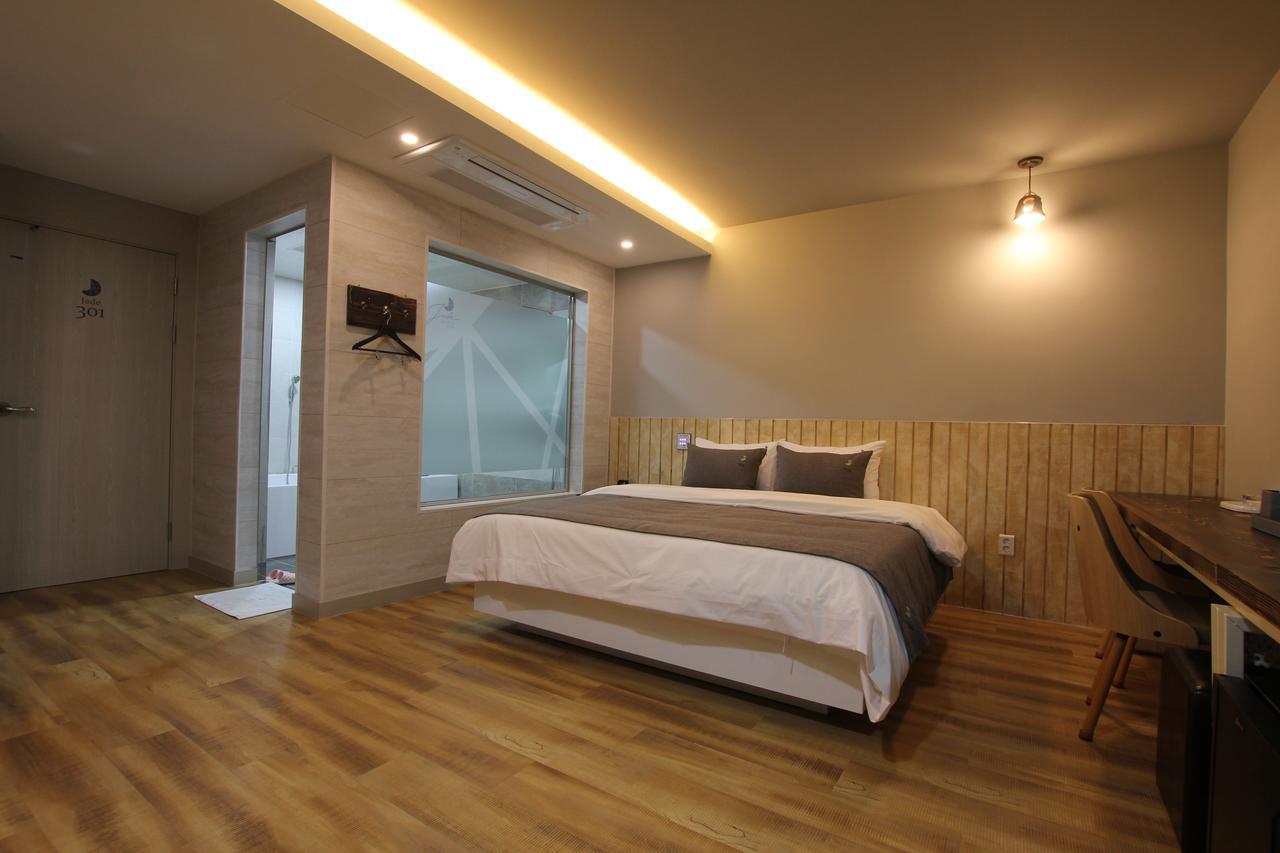 Jade Hotel Ульсан Экстерьер фото