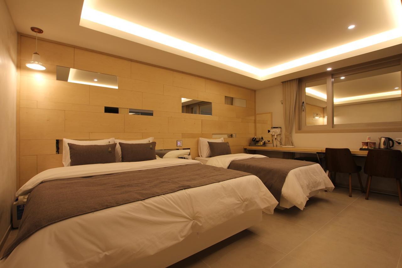 Jade Hotel Ульсан Экстерьер фото
