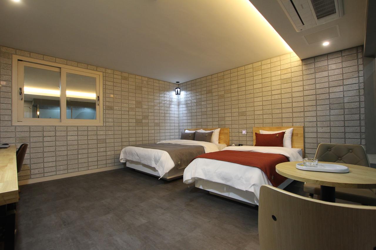Jade Hotel Ульсан Экстерьер фото
